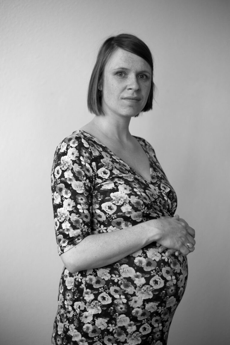 Werdende Mutter / Expectant Mother, 2013