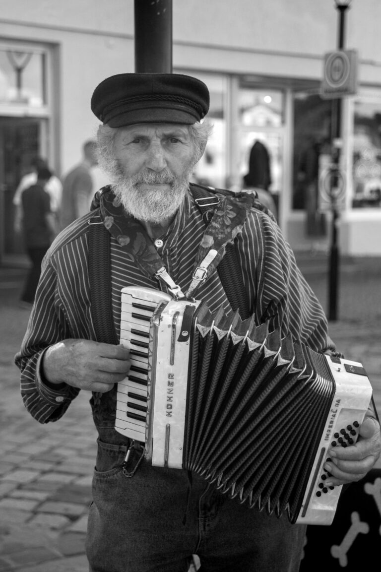 Straßenmusiker / Street Musician, 2015