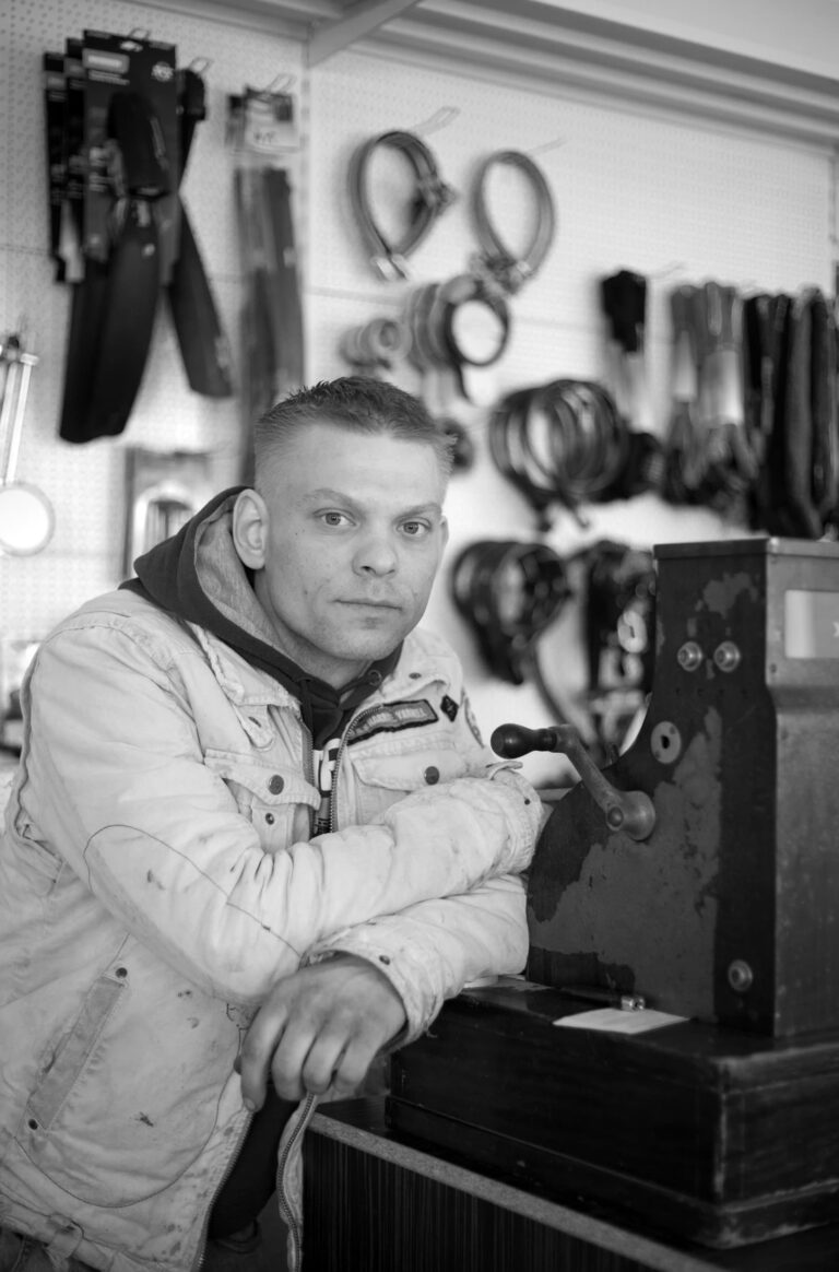 Inhaber eines Fahrradladens / Bycicle Shop Owner, 2014