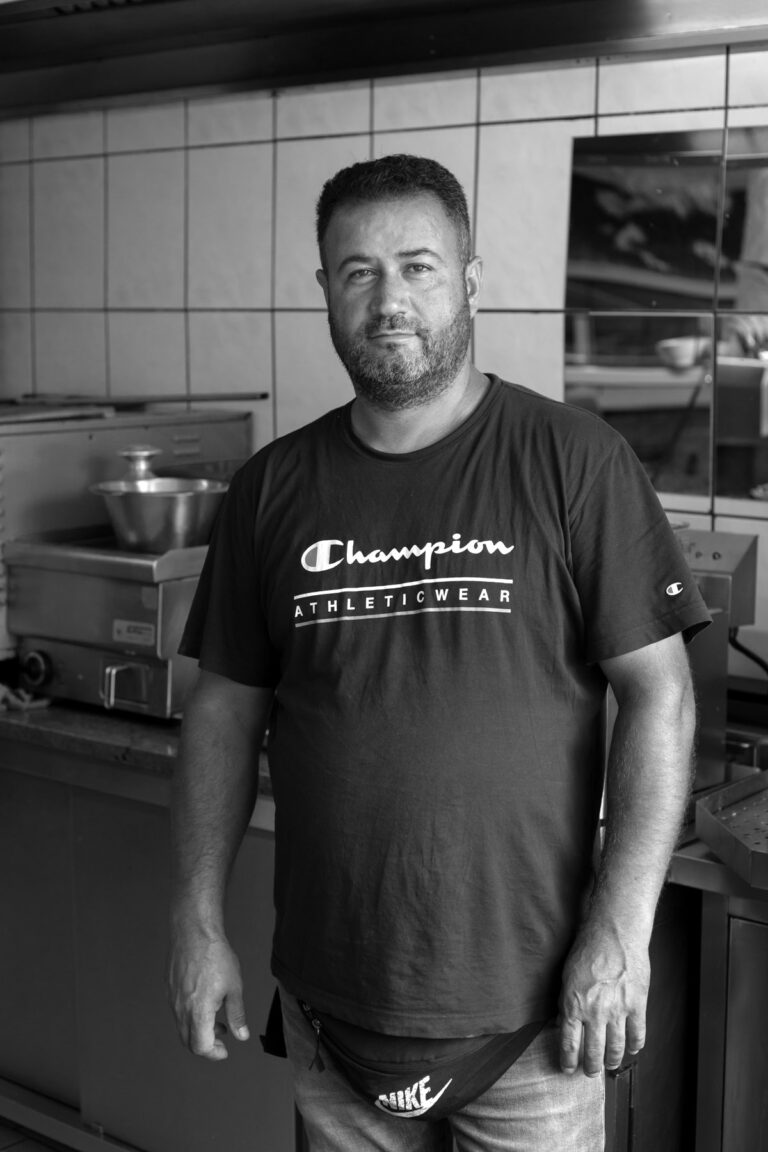 Imbissbetreiber / Takeaway Owner, 2025