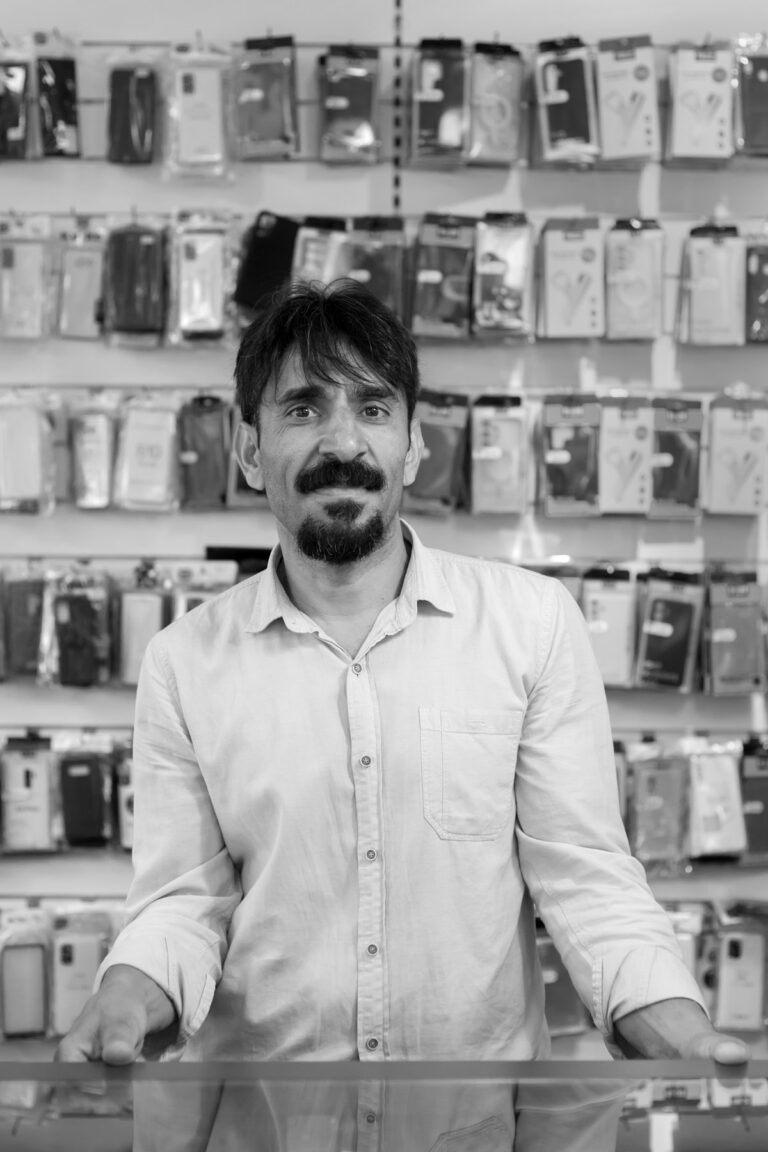 Betreiber eines Geschäftes für Unterhaltungselektronik / Owner of a Consumer Electronics Store, 2025