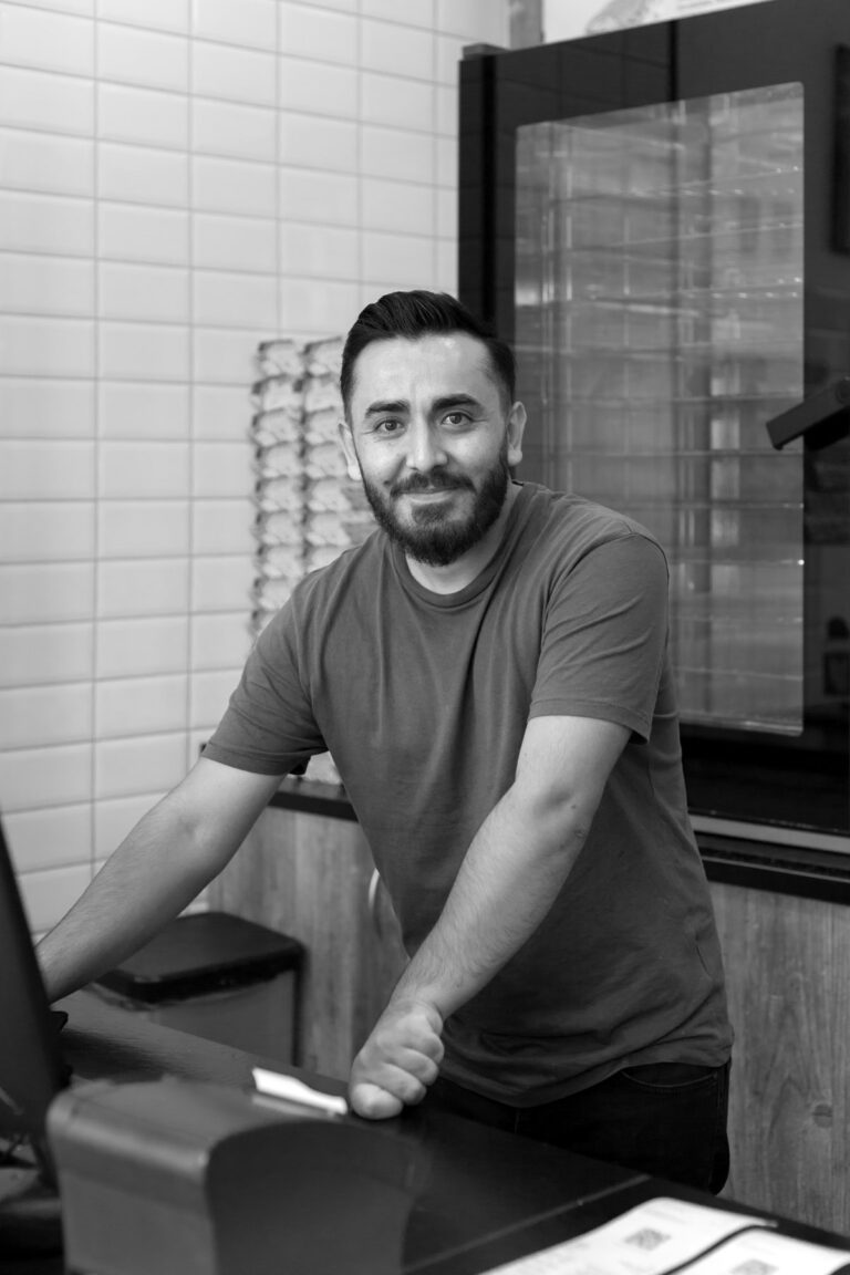 Imbissbetreiber / Takeaway Owner, 2025